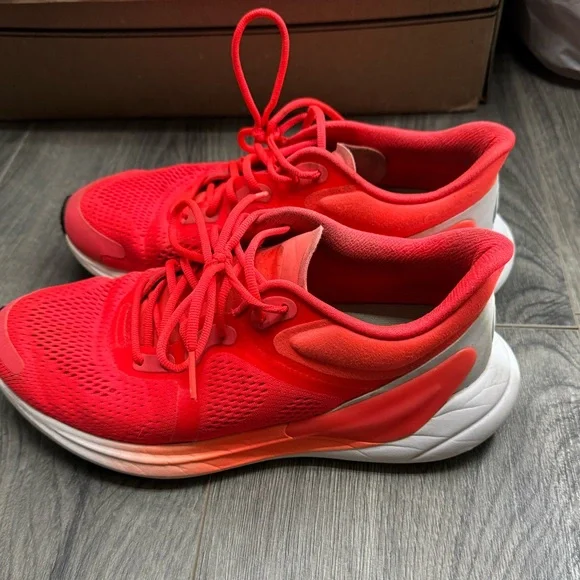 Lululemon W BlissFeel Run Shoes - Picture 2 of 8